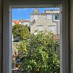 아파트 Manini 챠브타트