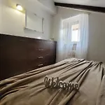 Manini شقة *